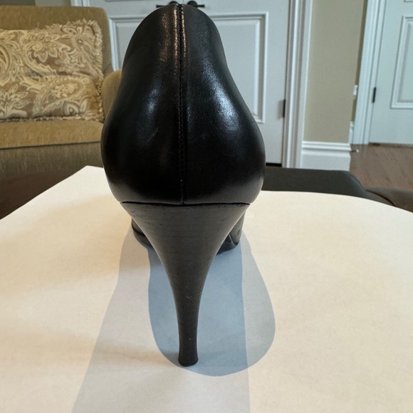 Louis Vuitton Black Leather Peep Toe Pumps Size 8.5 - Picture 16 of 16